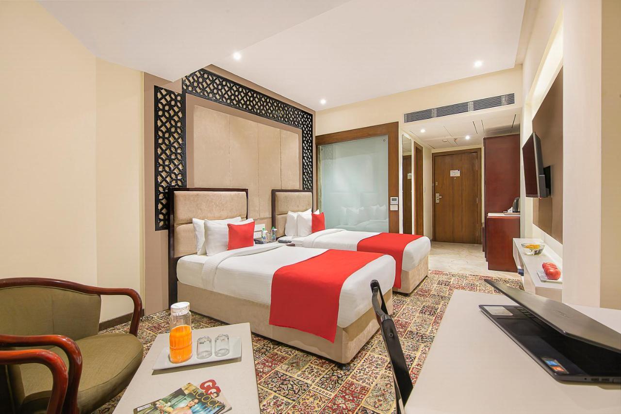 Hotel Sarovar Portico , Indore Zewnętrze zdjęcie