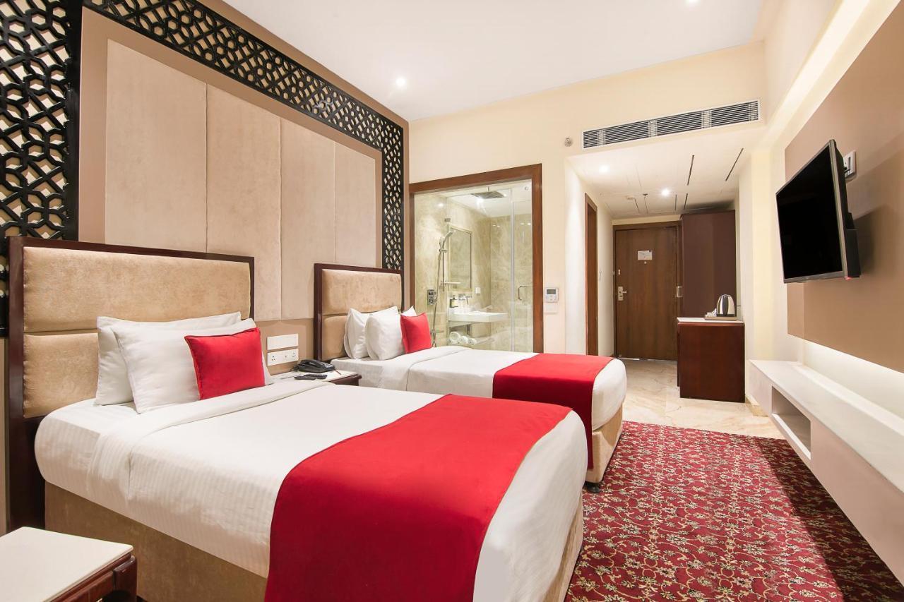 Hotel Sarovar Portico , Indore Zewnętrze zdjęcie